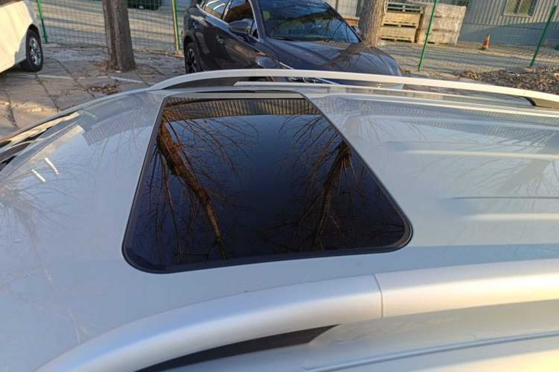 Used Roewe Ei5 2020 Luxury Edition Roof