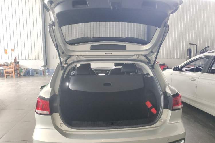 Used Roewe Ei5 2020 Smart Connect Flagship Edition Trunk