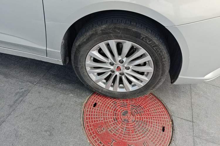 Used Roewe Ei5 2020 Luxury Edition Right Front Wheel Hub