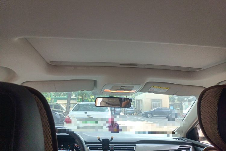 Used Roewe Ei5 2020 Luxury Edition Headliner