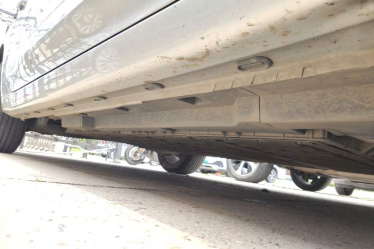Used Roewe Ei5 2020 Luxury Edition Right Side Sill