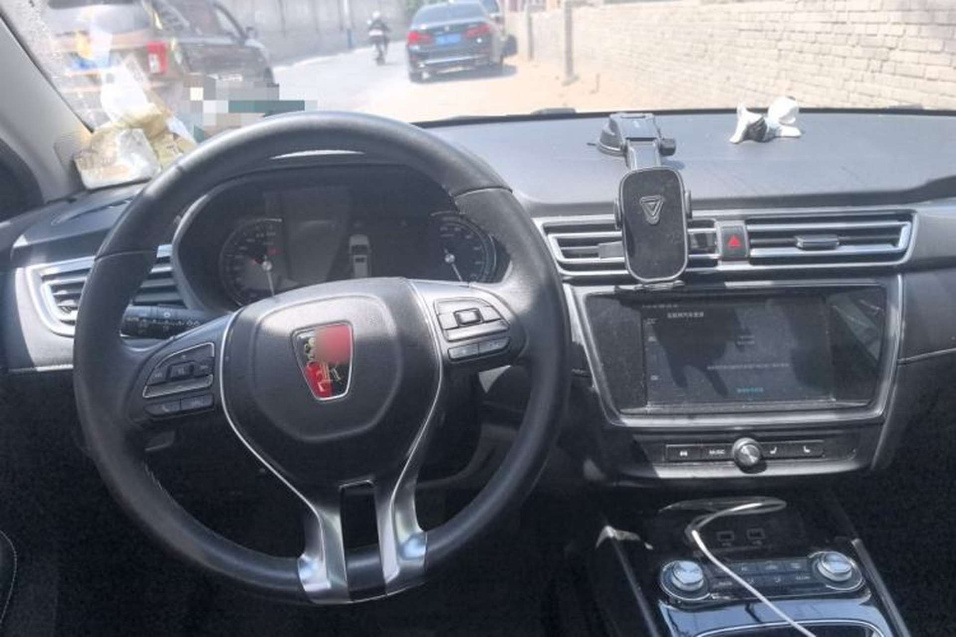 Used Roewe Ei5 2020 Smart Connect Flagship Edition Center Console