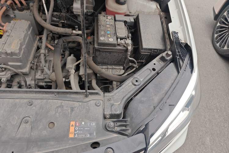 Used Roewe Ei5 2020 Luxury Edition Engine Bay Left