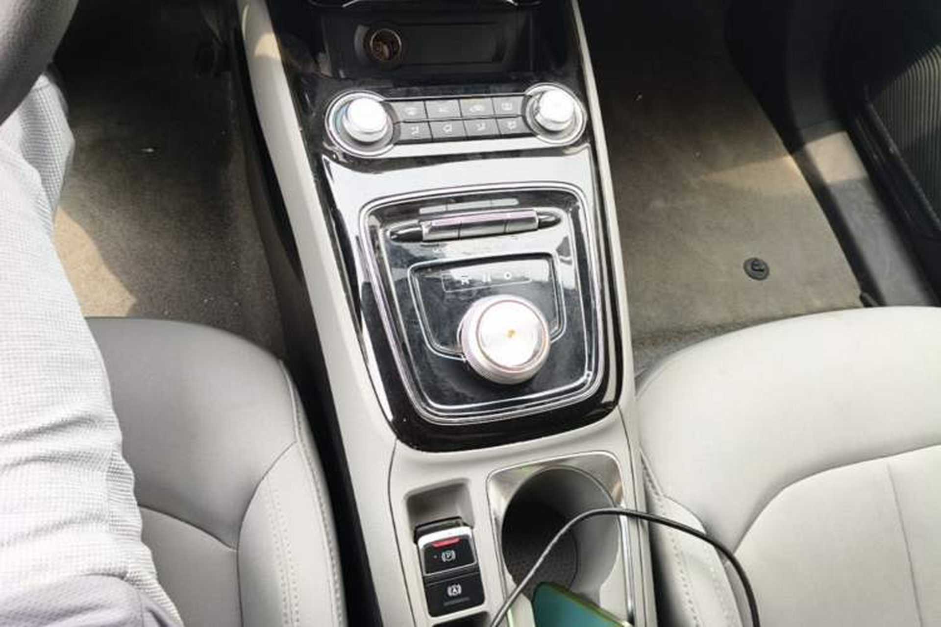 Used Roewe Ei5 2020 Luxury Edition Gear Lever