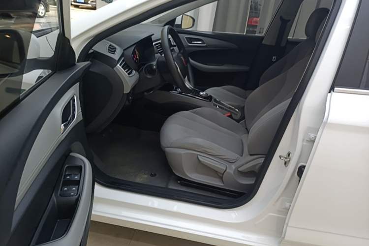 Used Roewe Ei5 2020 Comfort Edition Left Front Seat