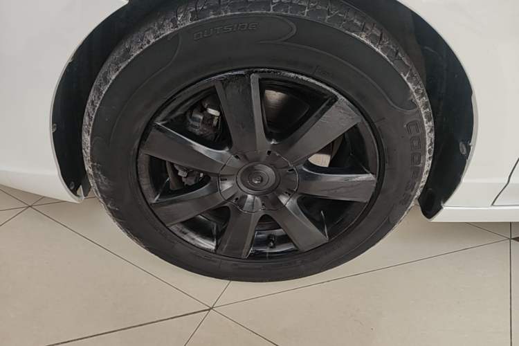 Used Roewe Ei5 2020 Comfort Edition Left Front Wheel Hub