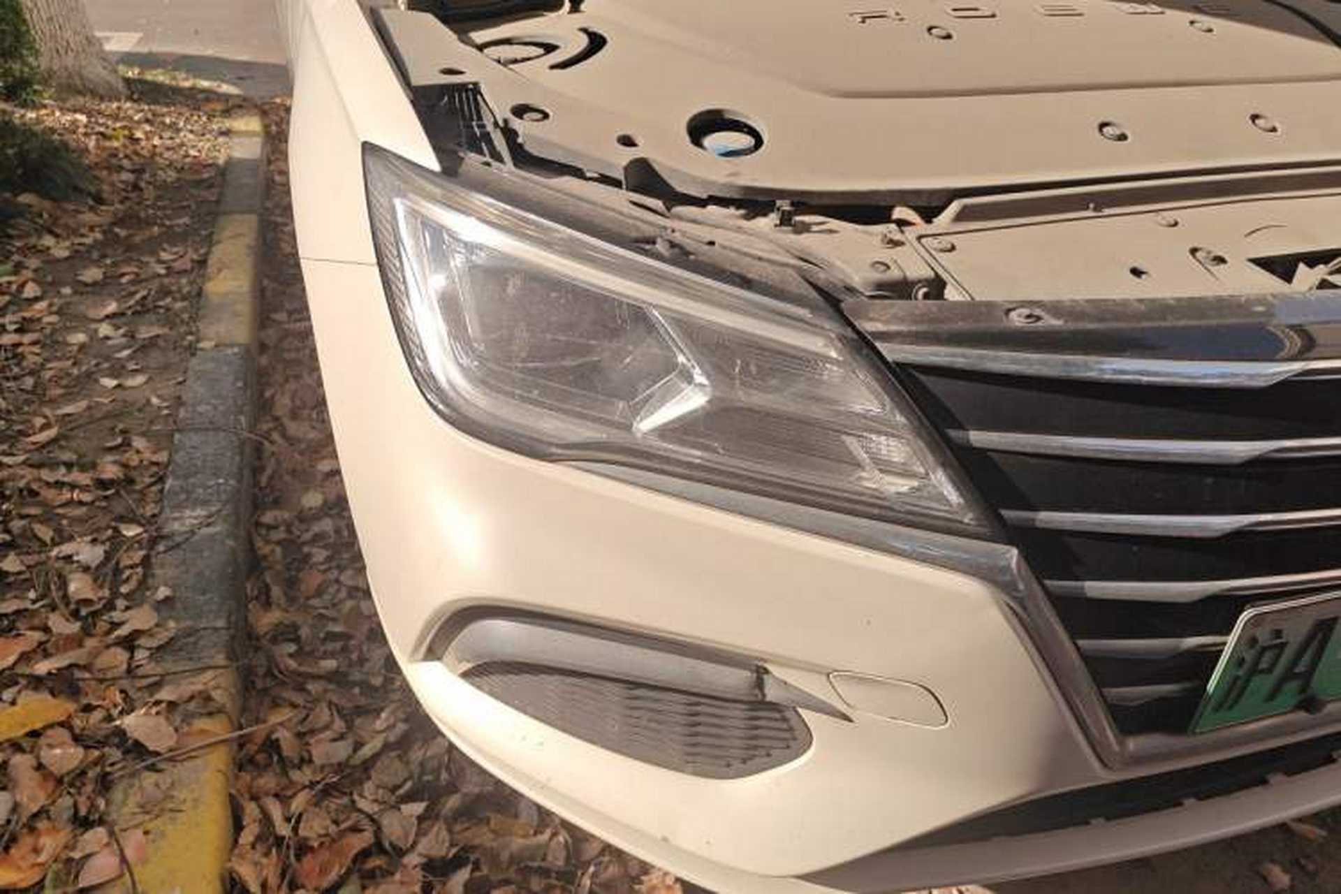 Used Roewe Ei5 2020 Luxury Edition Right Front Headlight