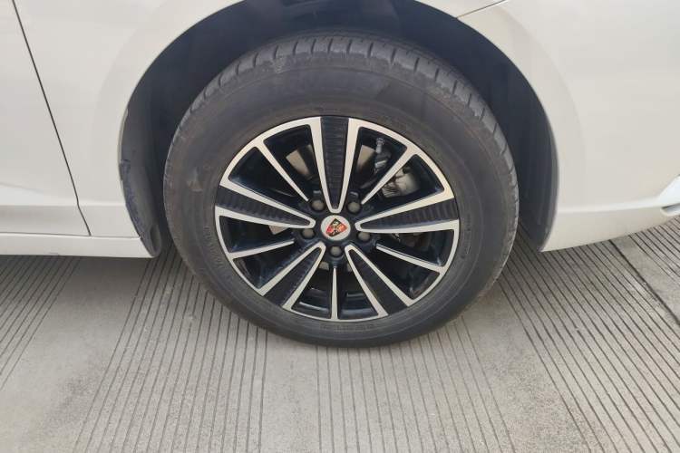 Used Roewe Ei5 2020 Smart Connect Flagship Edition Right Front Wheel Hub