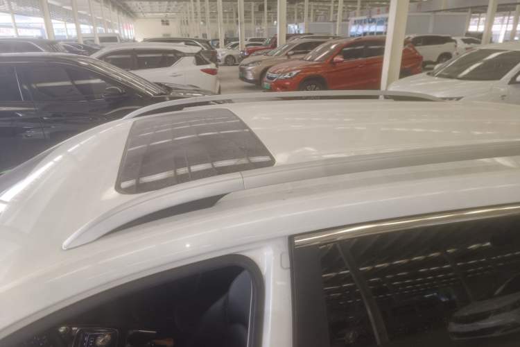 Used Roewe Ei5 2020 Luxury Edition Roof
