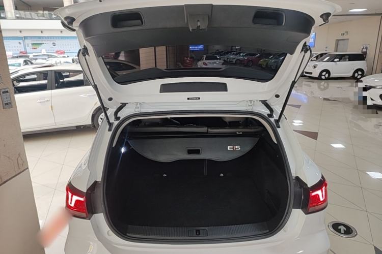 Used Roewe Ei5 2020 Comfort Edition Trunk