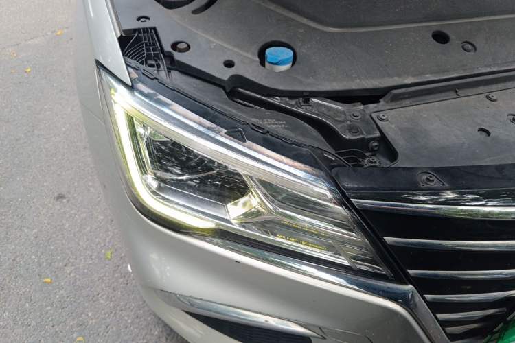 Used Roewe Ei5 2020 Luxury Edition Right Front Headlight