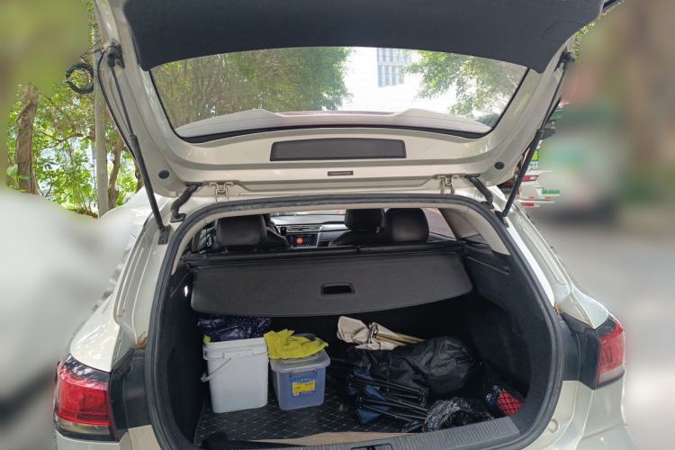 Used Roewe Ei5 2020 Luxury Edition Trunk