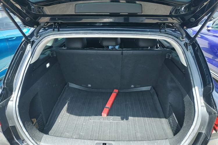 Used Roewe Ei5 2021 500 Admiration Edition Trunk