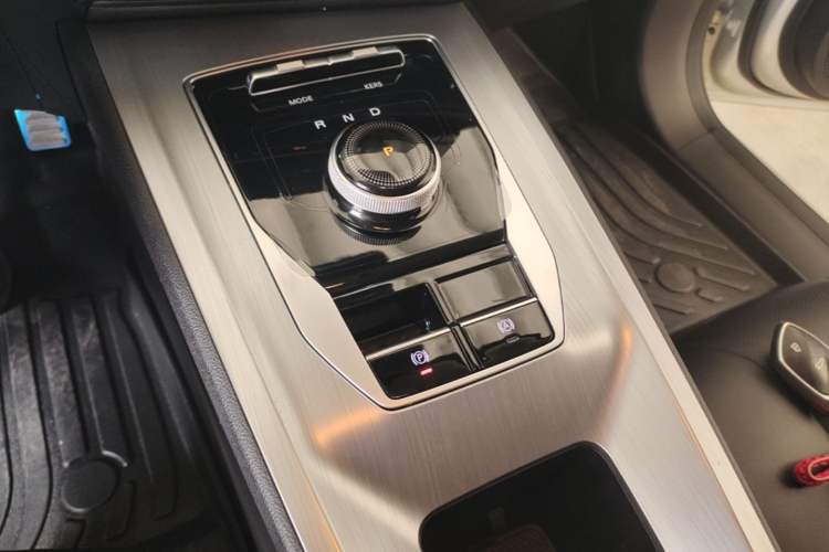 Used Roewe Ei5 2021 500 Admiration Edition Gear Lever