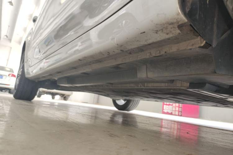 Used Roewe Ei5 2021 500 Admiration Edition Right Side Sill