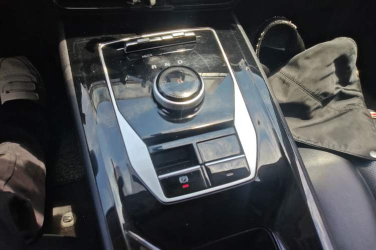 Used Roewe Ei5 2021 500 Prestige Edition Gear Lever
