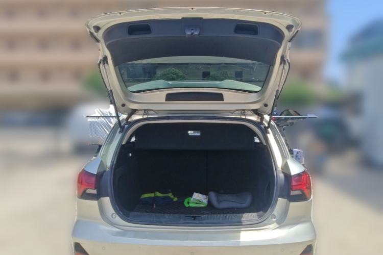 Used Roewe Ei5 2021 500 Prestige Edition Trunk