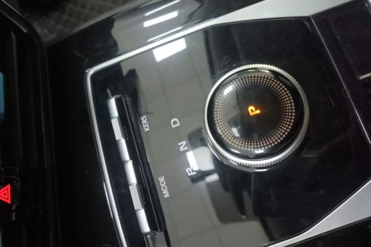 Used Roewe Ei5 2021 500 Prestige Edition Gear Lever