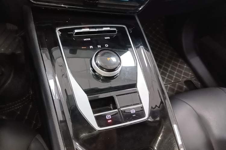 Used Roewe Ei5 2021 500 Prestige Edition Gear Lever