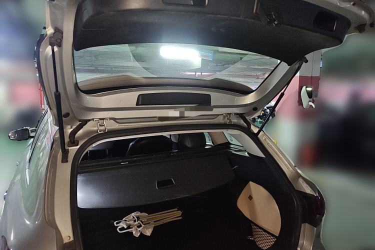 Used Roewe Ei5 2021 500 Prestige Edition Trunk