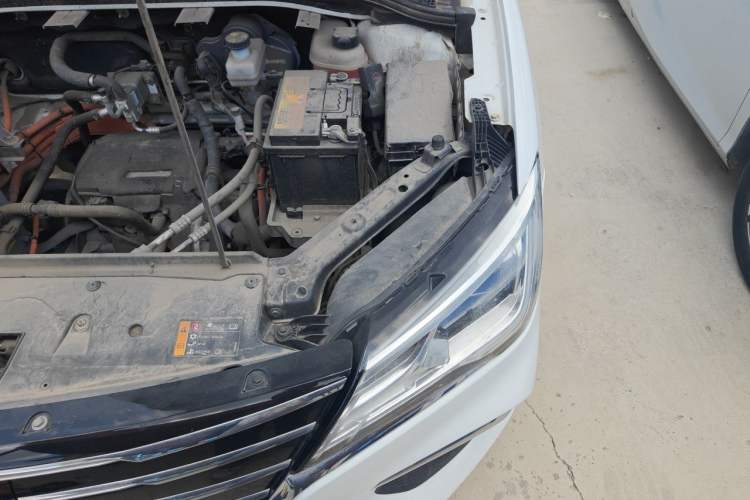 Used Roewe Ei5 2021 Ultra-Cool Edition Engine Bay Left
