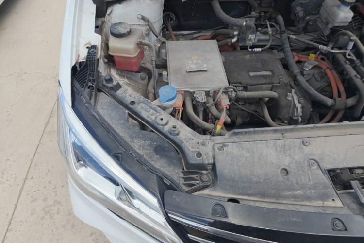 Used Roewe Ei5 2021 Ultra-Cool Edition Engine Bay Right