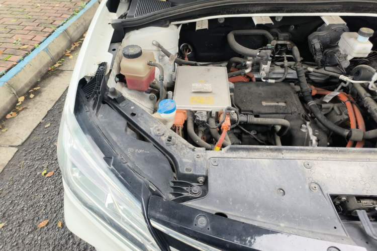 Used Roewe Ei5 2021 500 Prestige Edition Engine Bay Right
