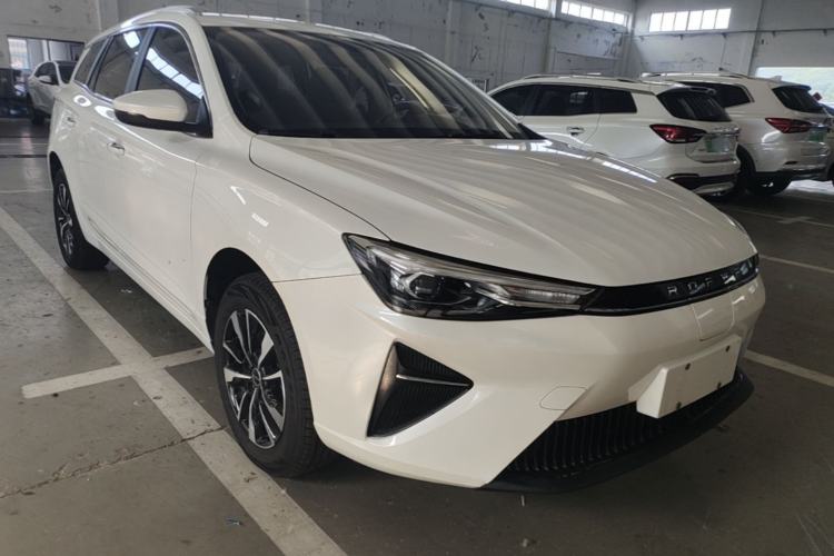 Used Roewe Ei5 2021 500 Prestige Edition Front Right 45 Deg