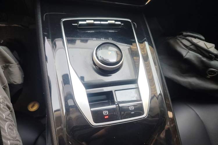 Used Roewe Ei5 2021 500 Prestige Edition Gear Lever