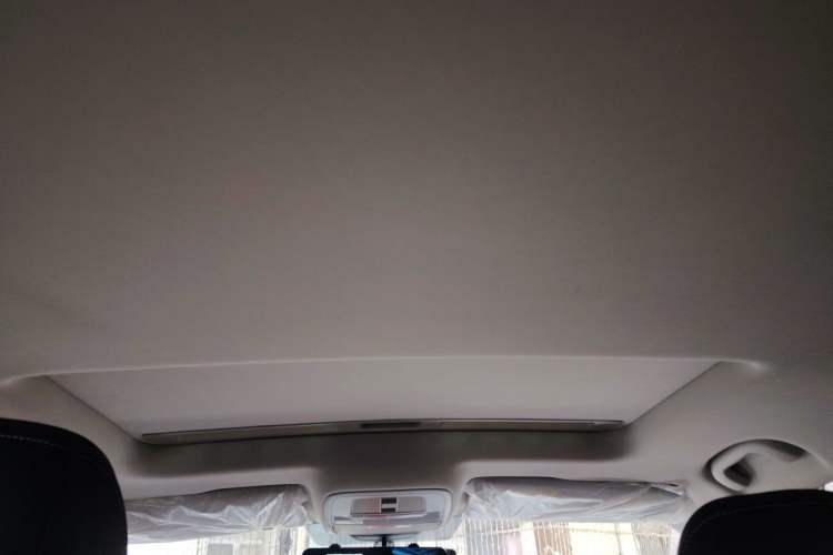 Used Roewe Ei5 2021 500 Prestige Edition Headliner