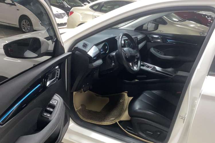 Used Roewe Ei5 2021 500 Admiration Edition Interior 2