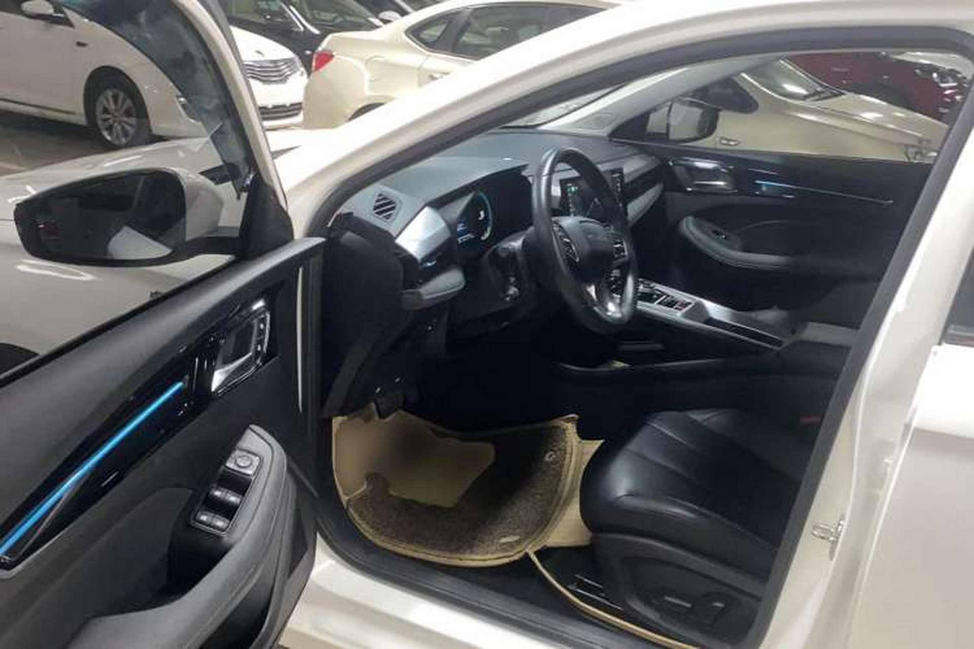 Used Roewe Ei5 2021 500 Admiration Edition Interior 2