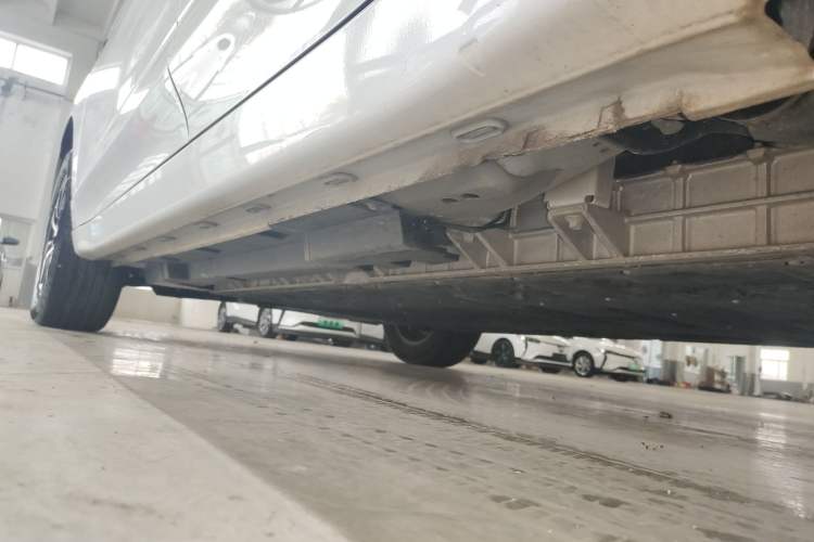 Used Roewe Ei5 2021 500 Prestige Edition Left Side Sill