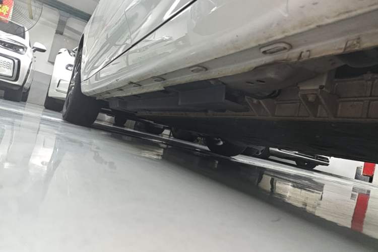 Used Roewe Ei5 2021 500 Admiration Edition Left Side Sill