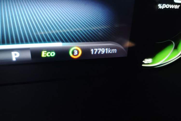 Used Roewe Ei5 2021 500 Prestige Edition Odometer Close Up