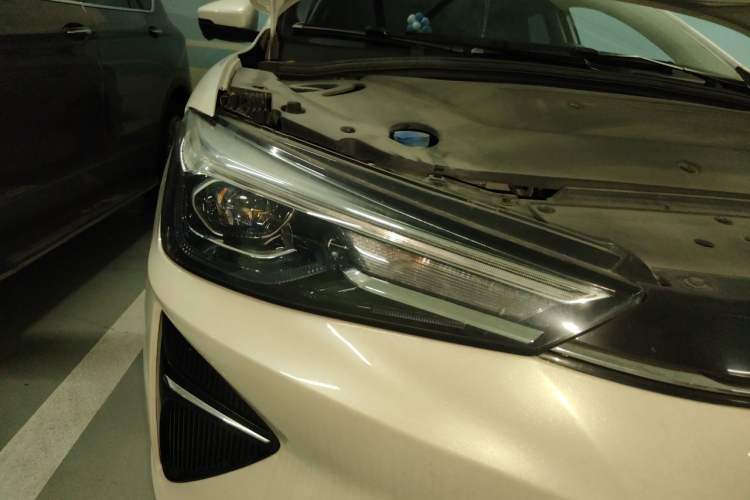 Used Roewe Ei5 2021 500 Admiration Edition Right Front Headlight