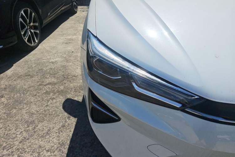 Used Roewe Ei5 2021 500 Admiration Edition Right Front Headlight