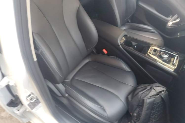 Used Roewe Ei5 2021 500 Prestige Edition Right Front Seat