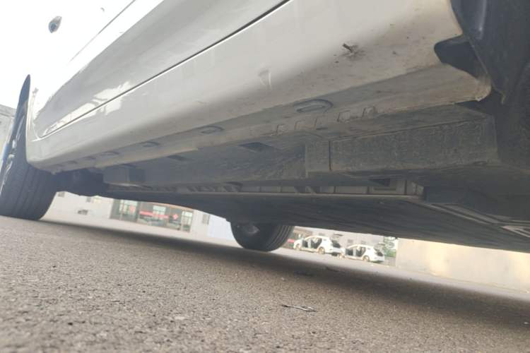 Used Roewe Ei5 2021 500 Prestige Edition Right Side Sill