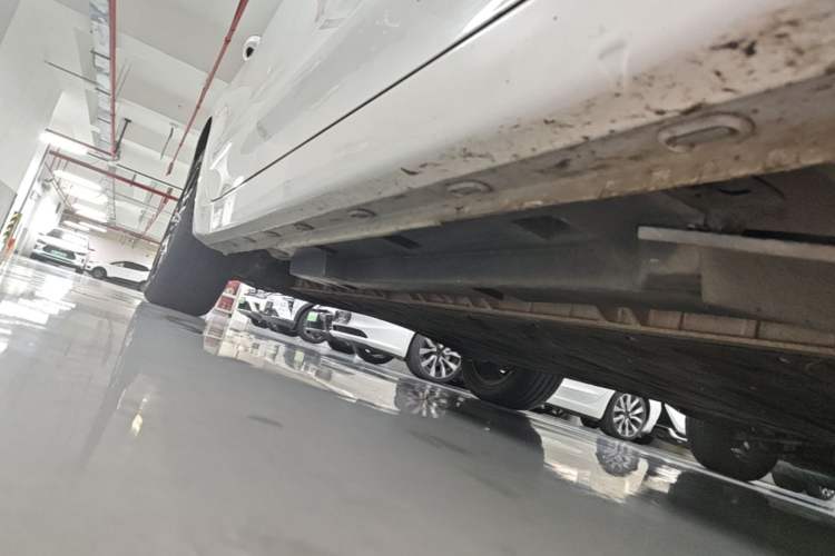Used Roewe Ei5 2021 500 Admiration Edition Right Side Sill