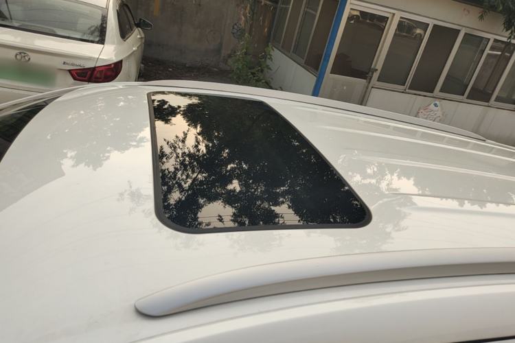 Used Roewe Ei5 2021 500 Prestige Edition Roof