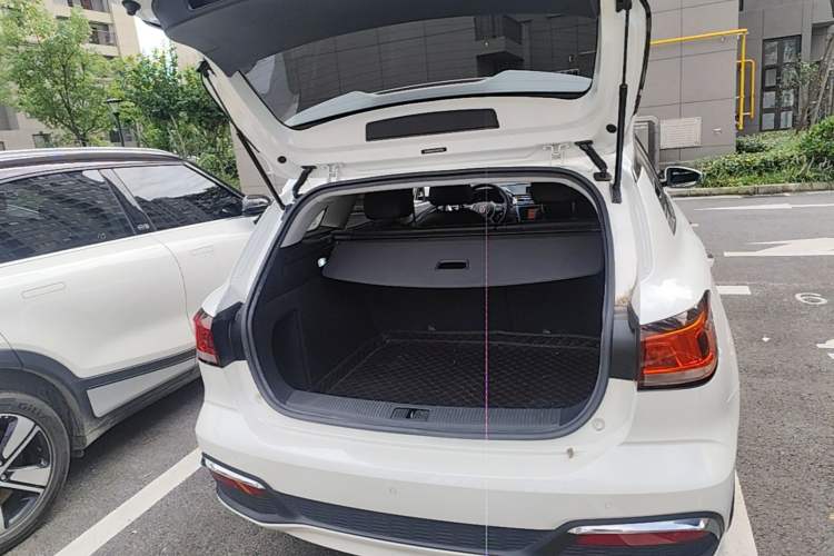 Used Roewe Ei5 2021 Ultra-Cool Edition Trunk