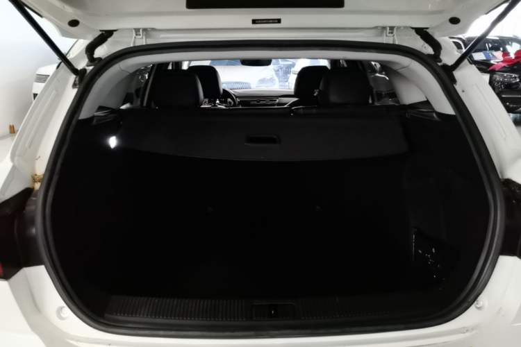 Used Roewe Ei5 2021 Ultra-Cool Edition Trunk