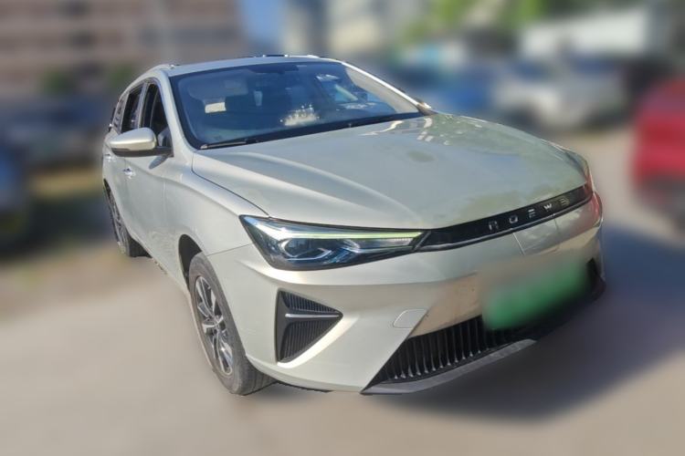 Used Roewe Ei5 2021 500 Prestige Edition Front Right 45 Deg