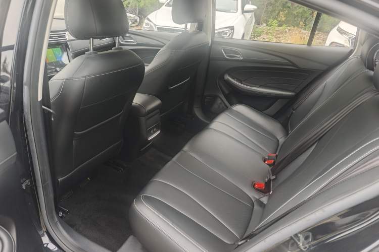 Used Roewe i5 2020 1.5L Automatic 4G Connect Luxury Flagship Edition Engine Bay