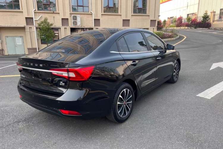 Used Roewe i5 2020 1.5L Automatic 4G Connect Luxury Flagship Edition Exterior 5