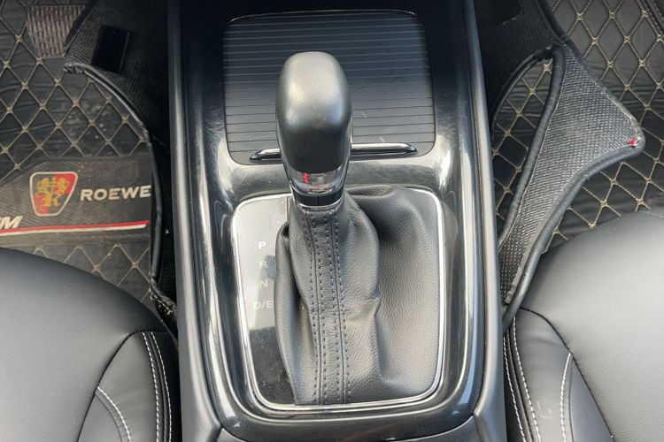 Used Roewe i5 2020 1.5L Automatic 4G Connected Linghao Edition Gear Lever