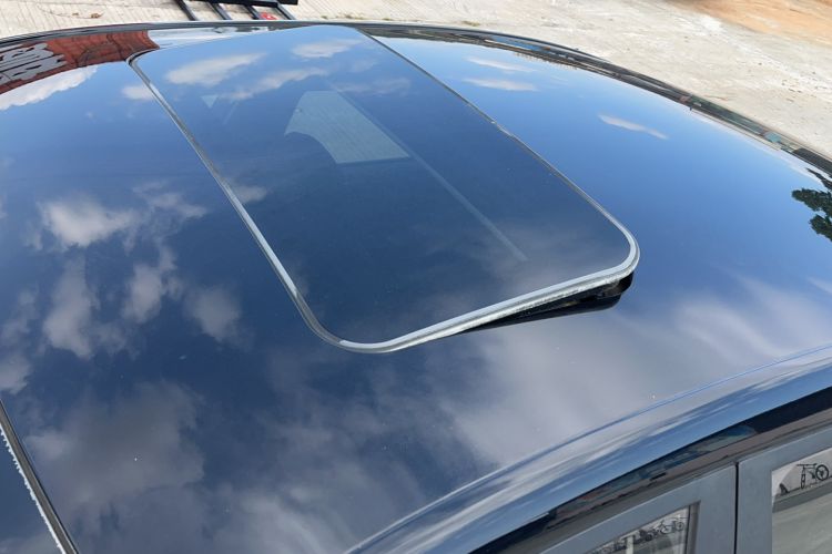 Used Roewe i5 2020 1.5L Automatic 4G Connected Linghao Edition Roof