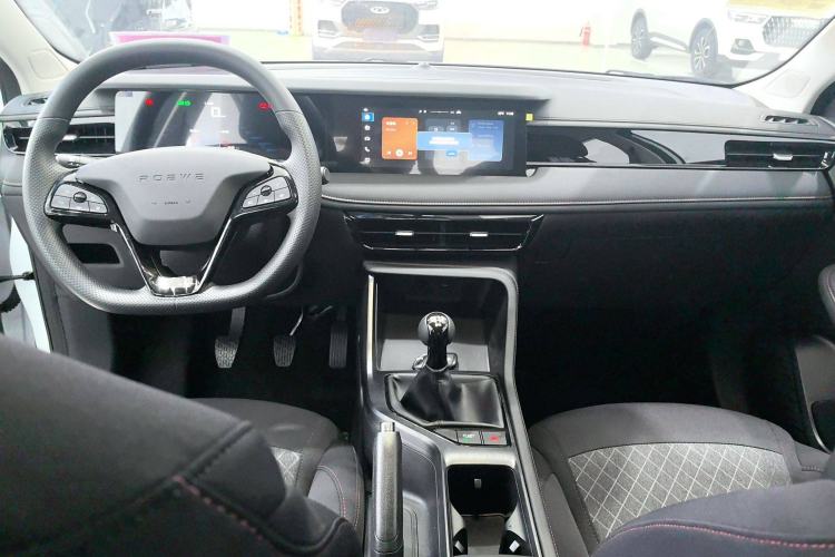 Used Roewe i5 2023 1.5L Manual Comfort Edition Interior 3