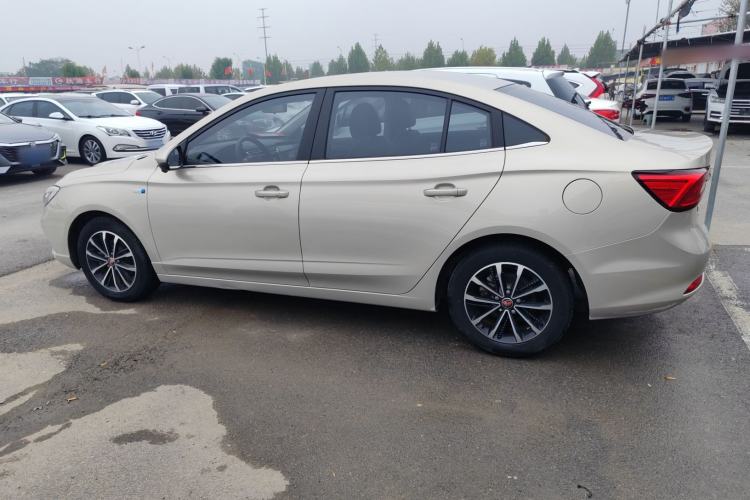 Used Roewe i5 2020 1.5L Automatic 4G Connect Luxury Flagship Edition Exterior 3